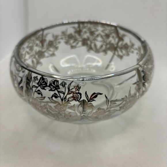 Silver City Sterling Silver Overlay  Queen Rose Pattern, 6" Glass Serving Bowl - Picture 6 of 6